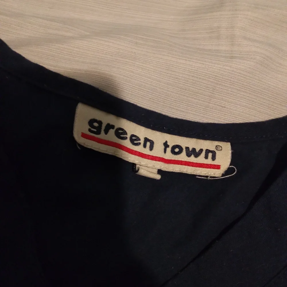 Scrub top - Picture 4 of 4